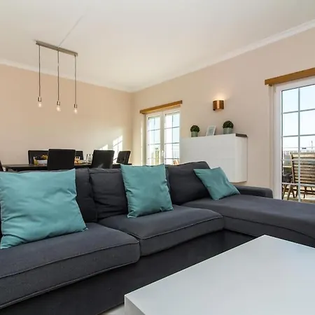Дом отдыха Balaia Mar House - Sea View & Playground & Garage & Bbq &