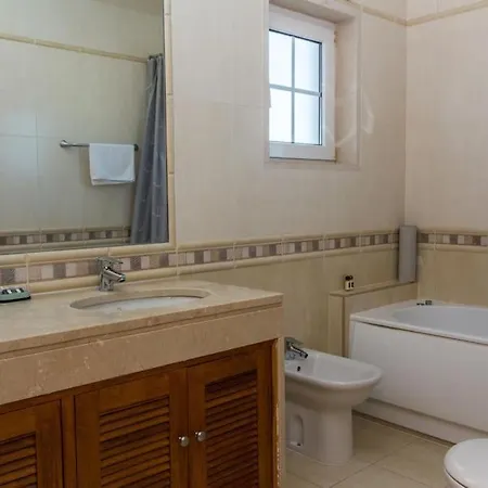 Balaia Mar House - Sea View & Playground & Garage & Bbq & Дом отдыха Албуфейра